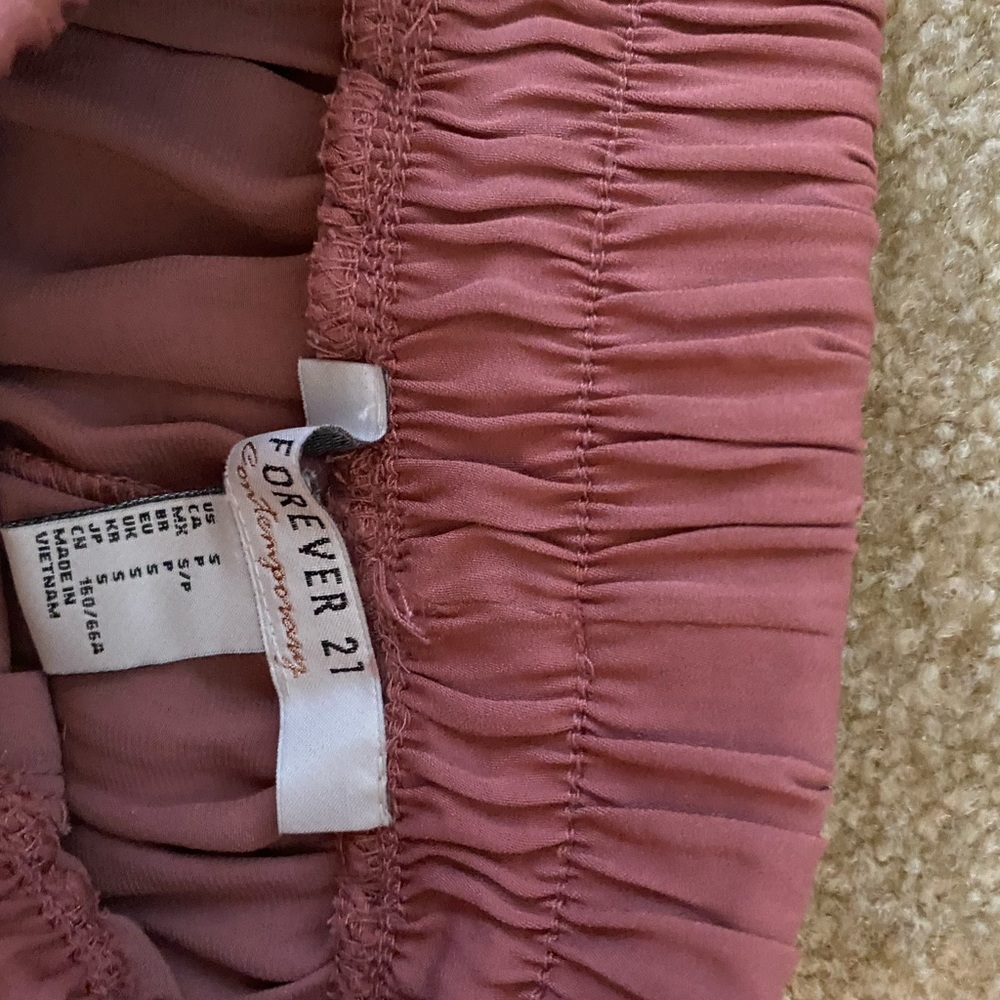 Forever 21 long skirt light weight - Picture 3 of 5
